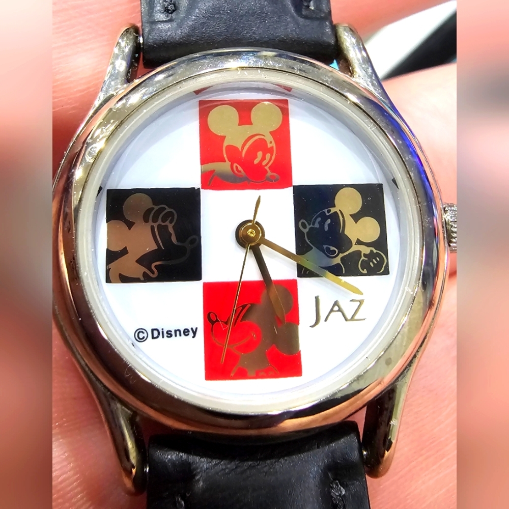 NWT 1980's JAZ Pop Art Mickey Mouse Watch- Vintage Women's Disney Mickey Mouse